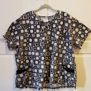 Scrub top